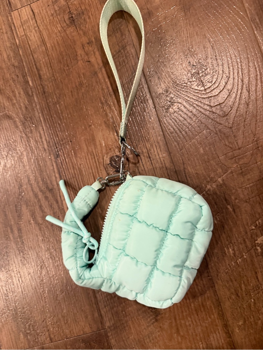 Quilted Mint Puffer Wristlet Bag for Women - Picture 6 of 6